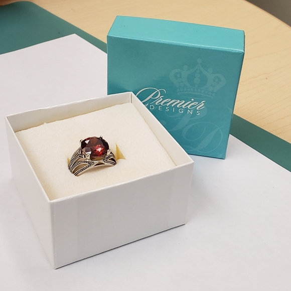 Premier Designs, NWT Large garnet stone filigree silver ring SZ 7 - Picture 5 of 12